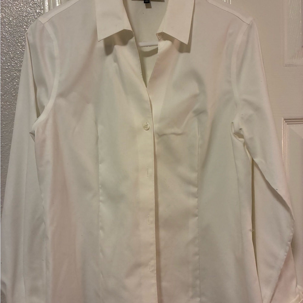 Jones New York Classic White Button Down Shirt